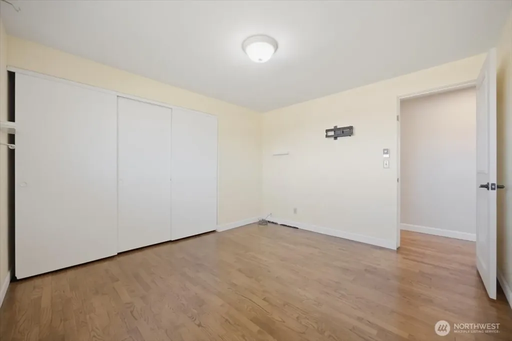 933 Vine Avenue Sunnyside WA 98944