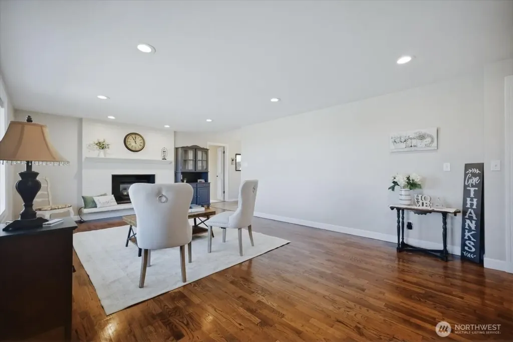 933 Vine Avenue Sunnyside WA 98944