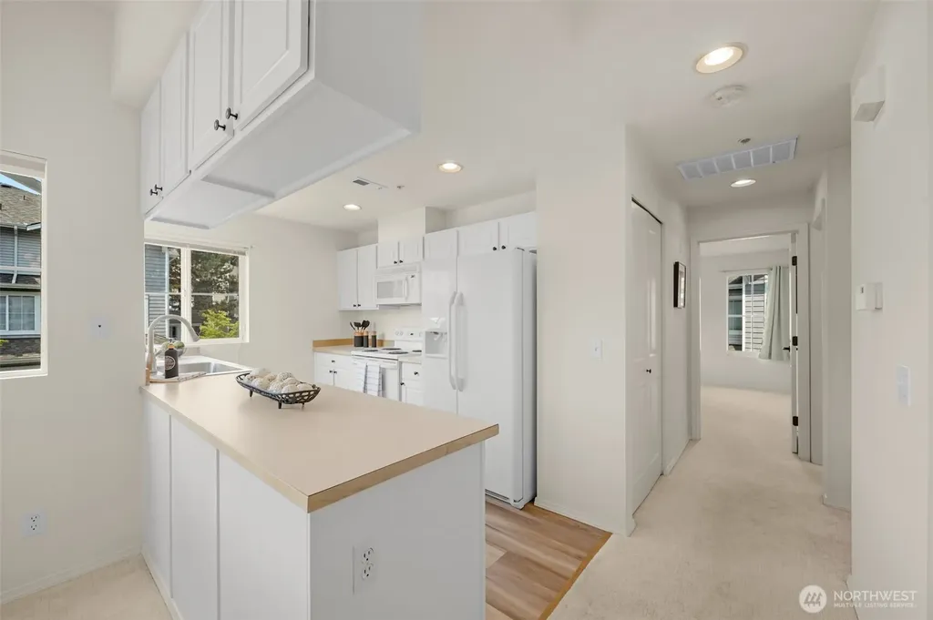 5248 238th Lane SE Issaquah WA 98029