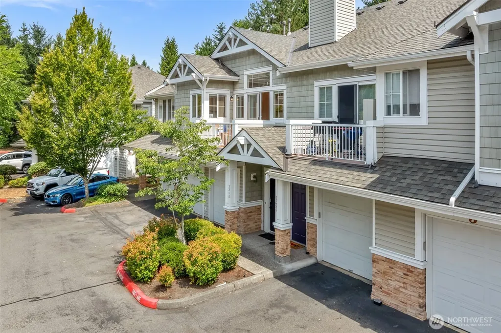 5248 238th Lane SE Issaquah WA 98029