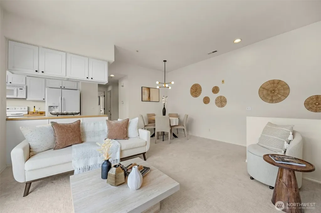 5248 238th Lane SE Issaquah WA 98029