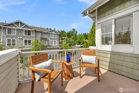 5248 238th Lane SE Issaquah WA 98029