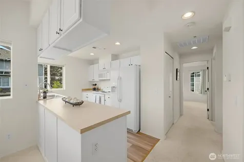 5248 238th Lane SE Issaquah WA 98029