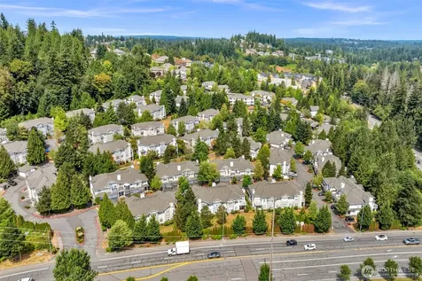 5248 238th Lane SE Issaquah WA 98029