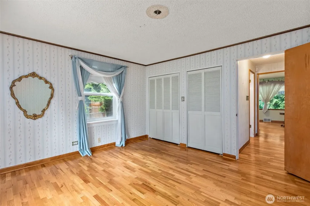6353 School Street SW Lakewood WA 98499
