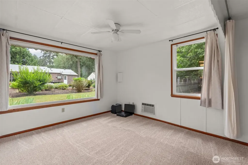 6353 School Street SW Lakewood WA 98499
