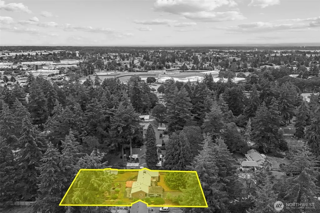 6353 School Street SW Lakewood WA 98499
