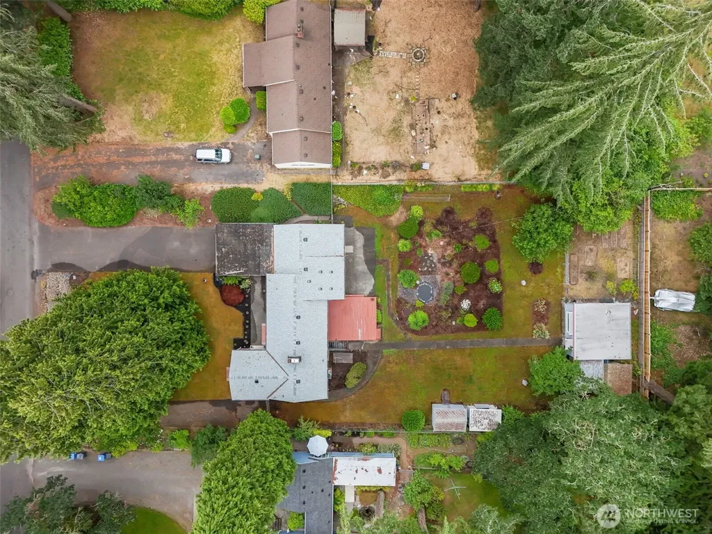 6353 School Street SW Lakewood WA 98499