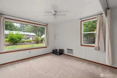 6353 School Street SW Lakewood WA 98499