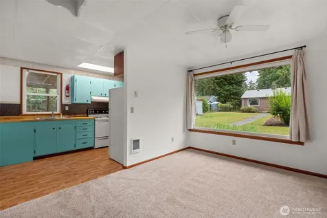 6353 School Street SW Lakewood WA 98499