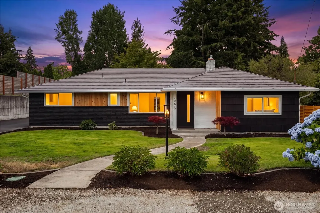 3775 Olympic Boulevard W University Place WA 98466