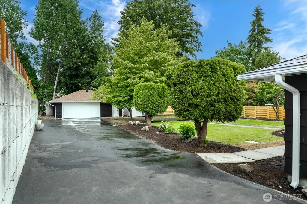 3775 Olympic Boulevard W University Place WA 98466