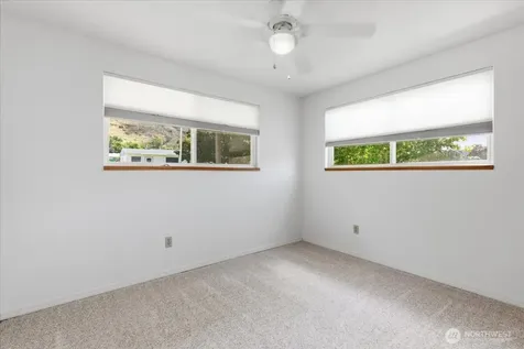 806 Central Drive Coulee Dam WA 99116