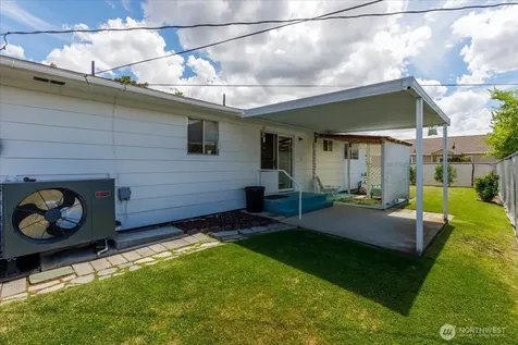 806 Central Drive Coulee Dam WA 99116