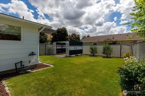 806 Central Drive Coulee Dam WA 99116