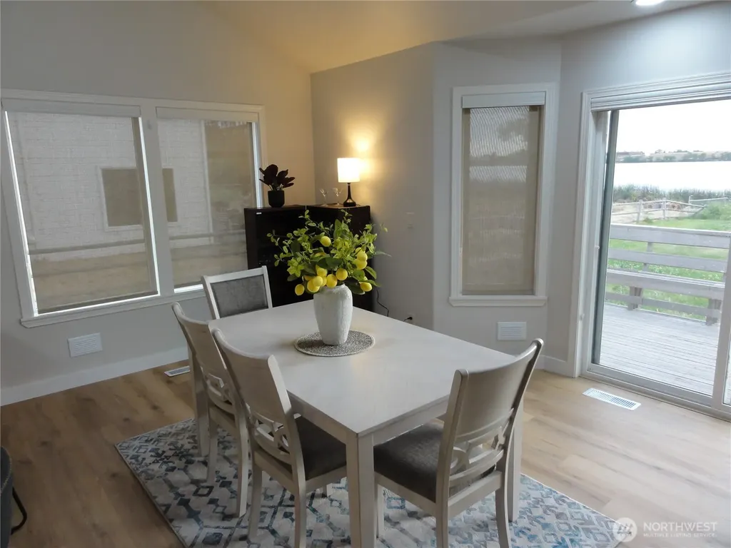 3862 Shorecrest Drive NE Moses Lake WA 98837