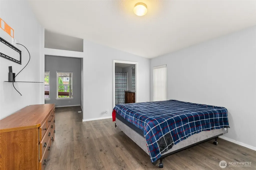 5252 52nd Lane SE Lacey WA 98503