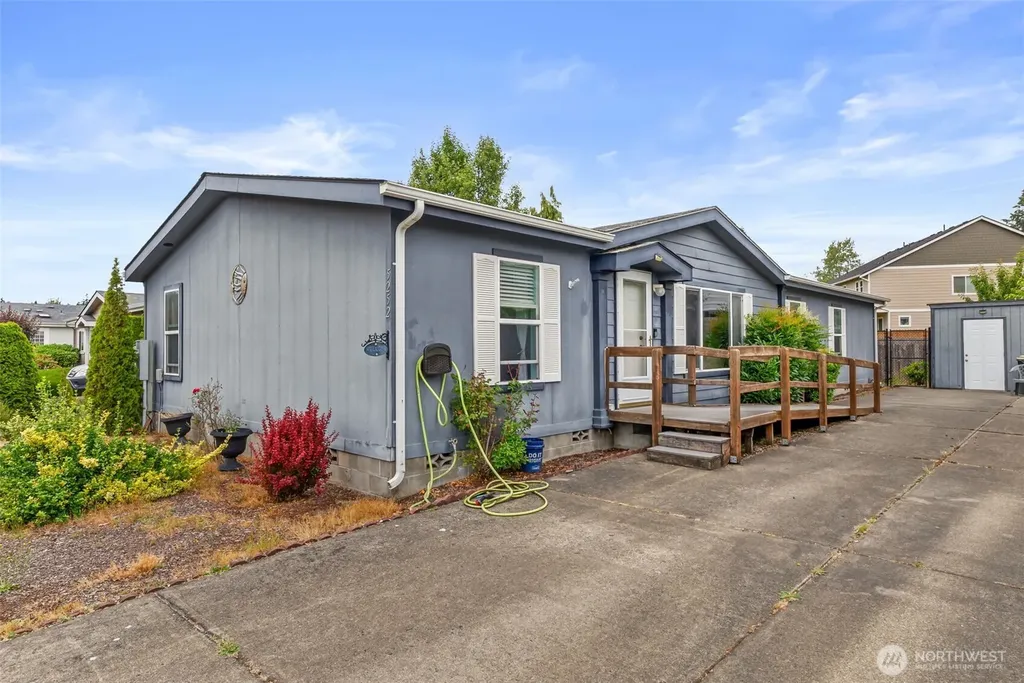 5252 52nd Lane SE Lacey WA 98503