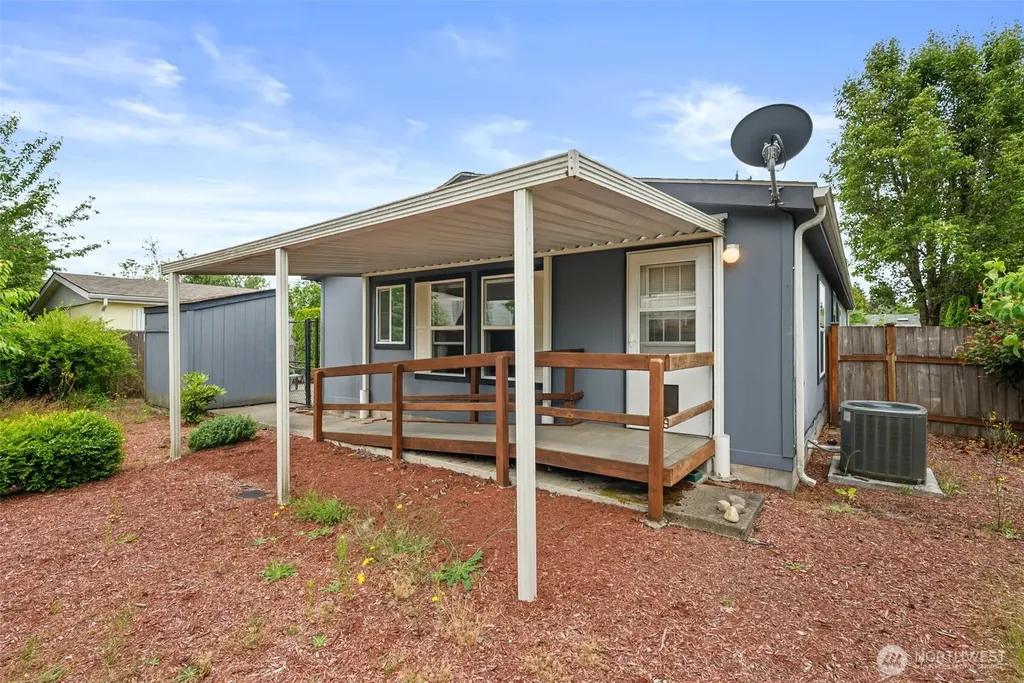 5252 52nd Lane SE Lacey WA 98503
