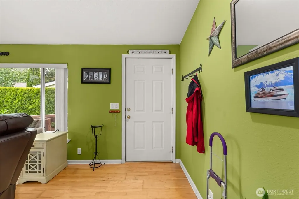 5252 52nd Lane SE Lacey WA 98503