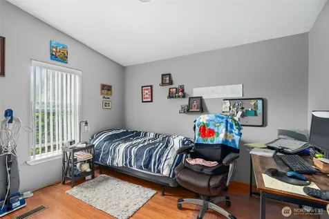 5252 52nd Lane SE Lacey WA 98503