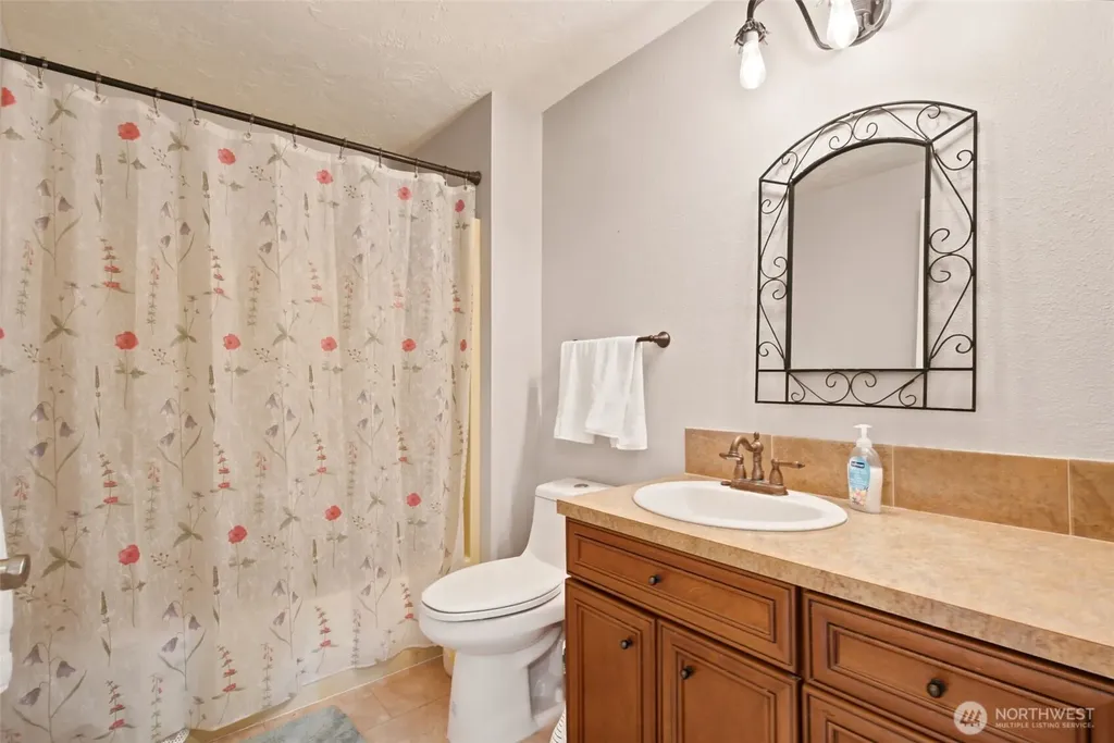 361 E Anderson Road Sequim WA 98382
