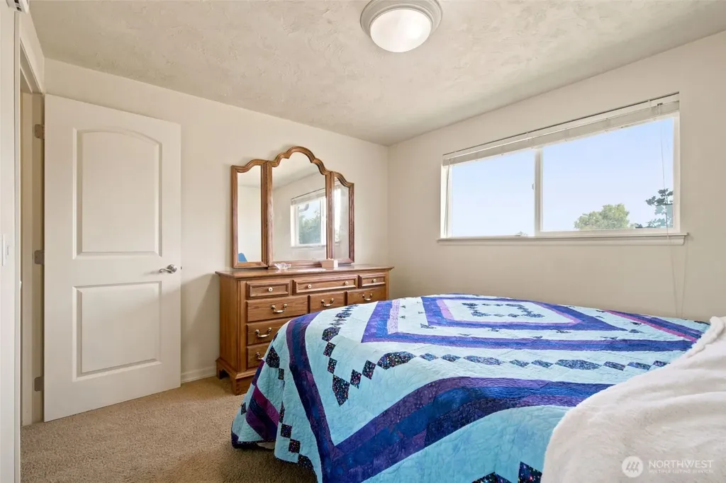 361 E Anderson Road Sequim WA 98382
