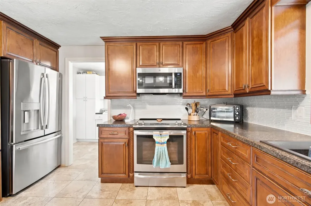 361 E Anderson Road Sequim WA 98382