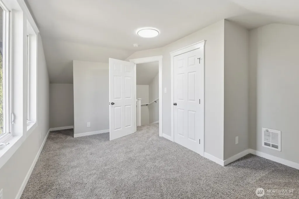 1836 E Fairbanks Street Tacoma WA 98404