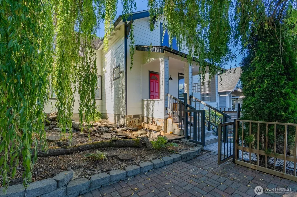 1836 E Fairbanks Street Tacoma WA 98404