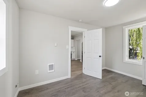 1836 E Fairbanks Street Tacoma WA 98404