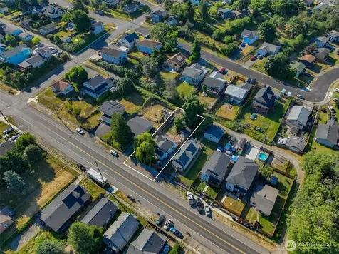 1836 E Fairbanks Street Tacoma WA 98404