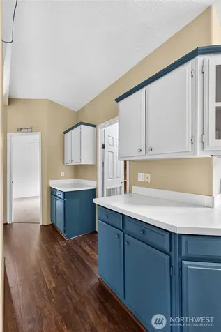819 Mountain Villa Loop Enumclaw WA 98022