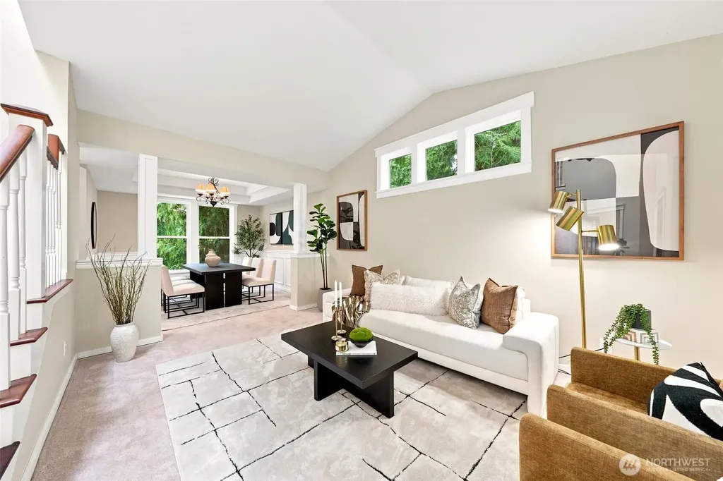 451 211th Avenue NE Sammamish WA 98074