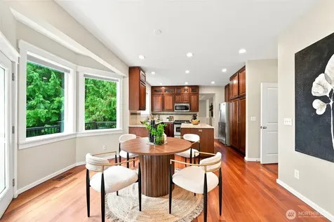 451 211th Avenue NE Sammamish WA 98074