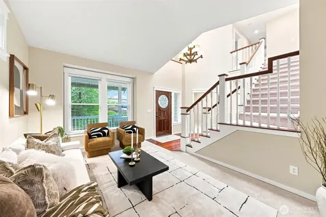 451 211th Avenue NE Sammamish WA 98074