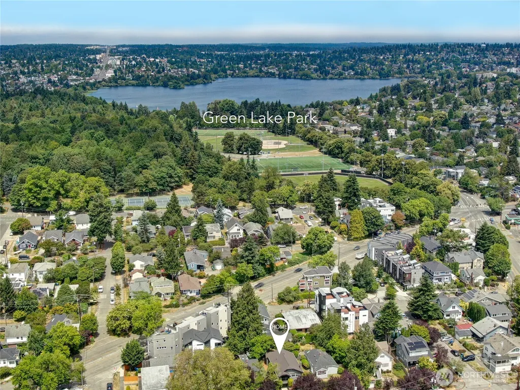 1216 N 47th Street Seattle WA 98103