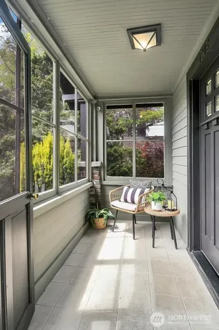 1216 N 47th Street Seattle WA 98103