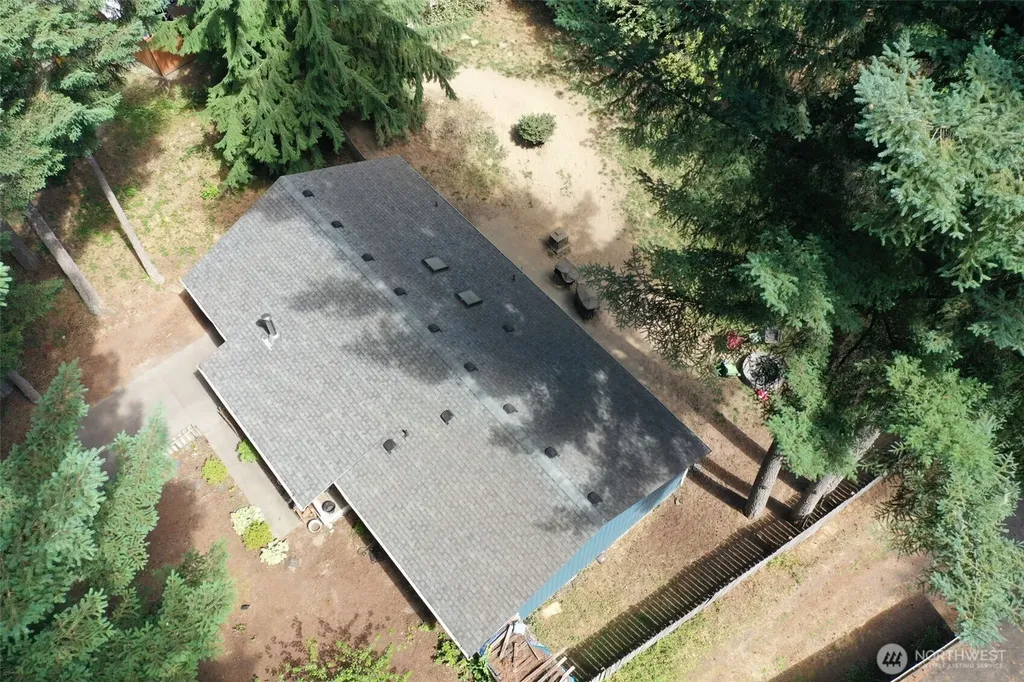 21640 N Clear Lake Blvd SE Yelm WA 98597
