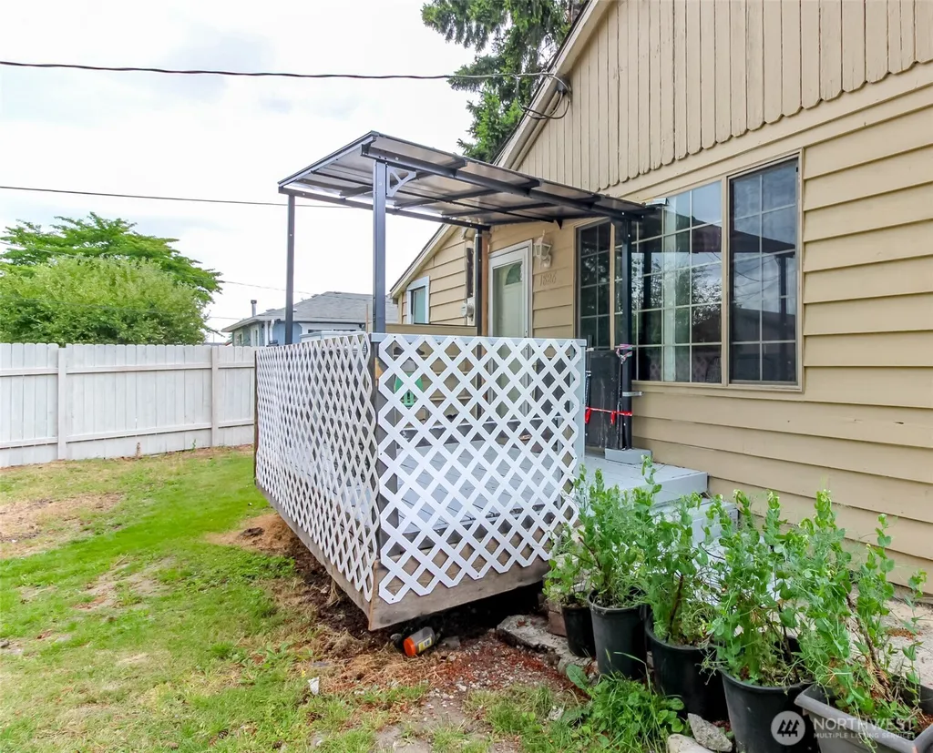 1826 G Street SE Auburn WA 98002