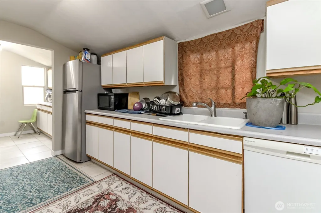 1826 G Street SE Auburn WA 98002