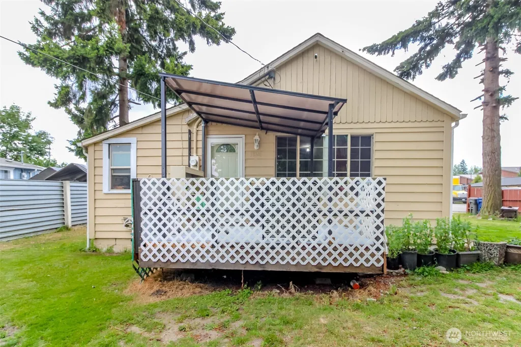 1826 G Street SE Auburn WA 98002