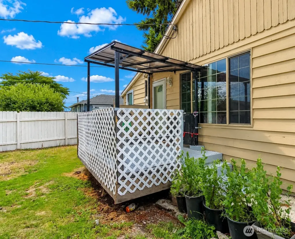 1826 G Street SE Auburn WA 98002
