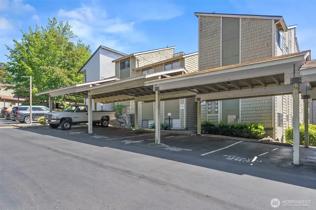 2020 Grant Avenue S Renton WA 98055