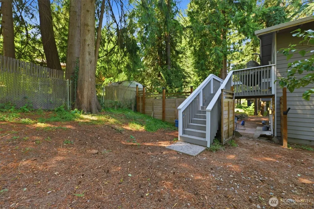 4541 82nd Place NW Silverdale WA 98383
