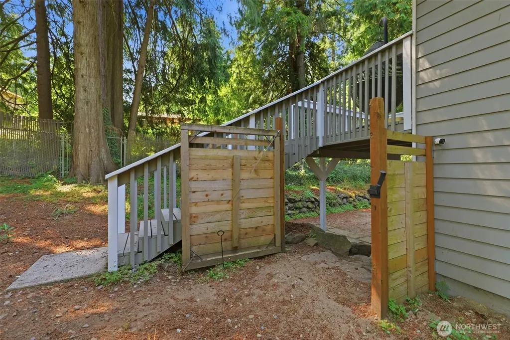 4541 82nd Place NW Silverdale WA 98383