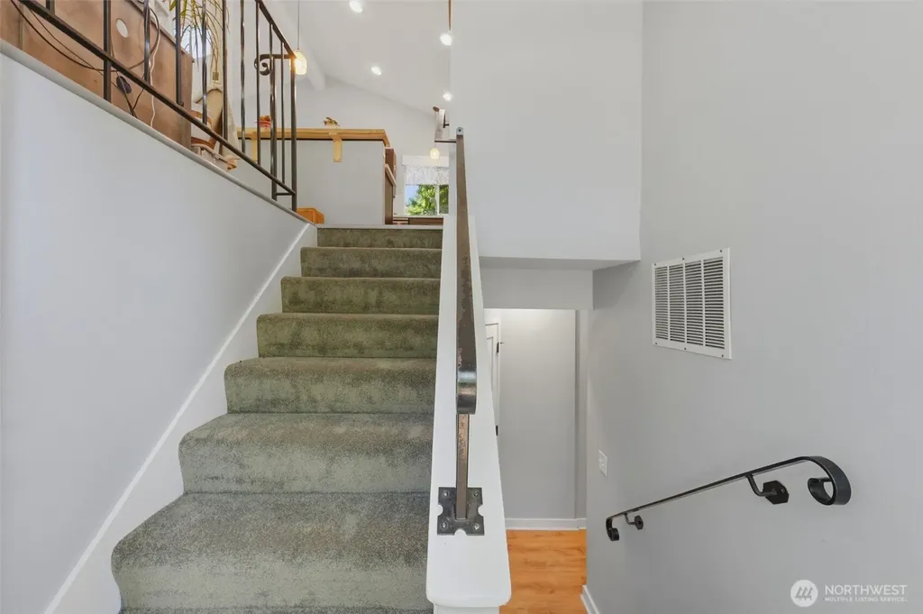 4541 82nd Place NW Silverdale WA 98383