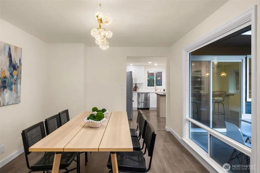 2137 N 128th Street Seattle WA 98133