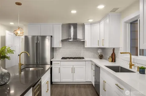 2137 N 128th Street Seattle WA 98133