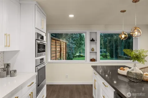 2137 N 128th Street Seattle WA 98133